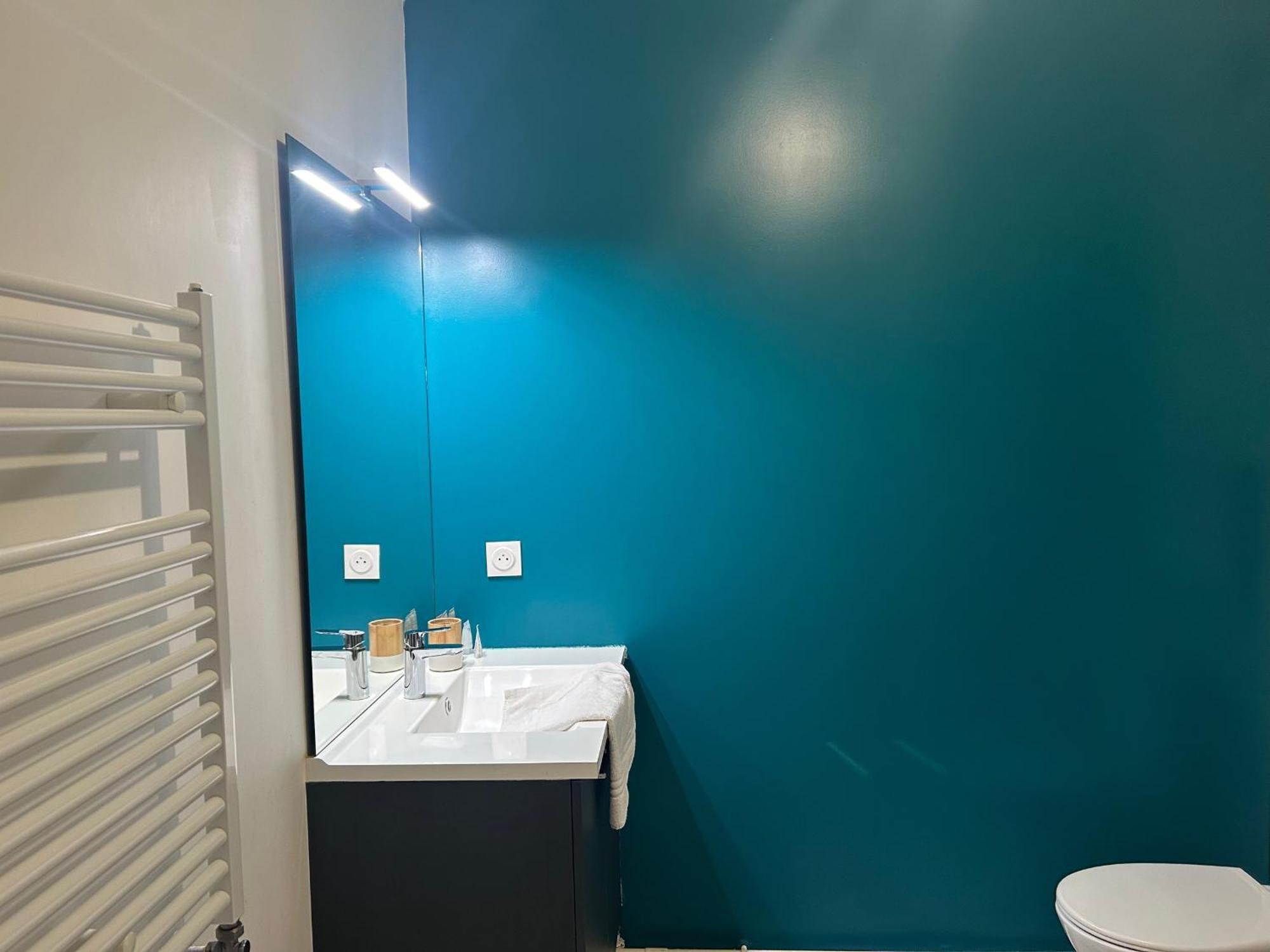 Studio Spacieux 4 Personnes Avec Terrasse Privee & Bureau - Gare A 4Min, Paris En 30Min Villiers sur Marne Bagian luar foto